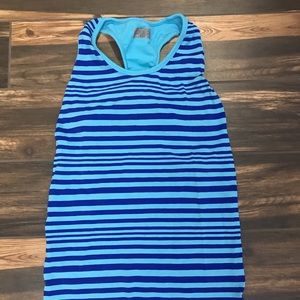 Athleta tank top size small